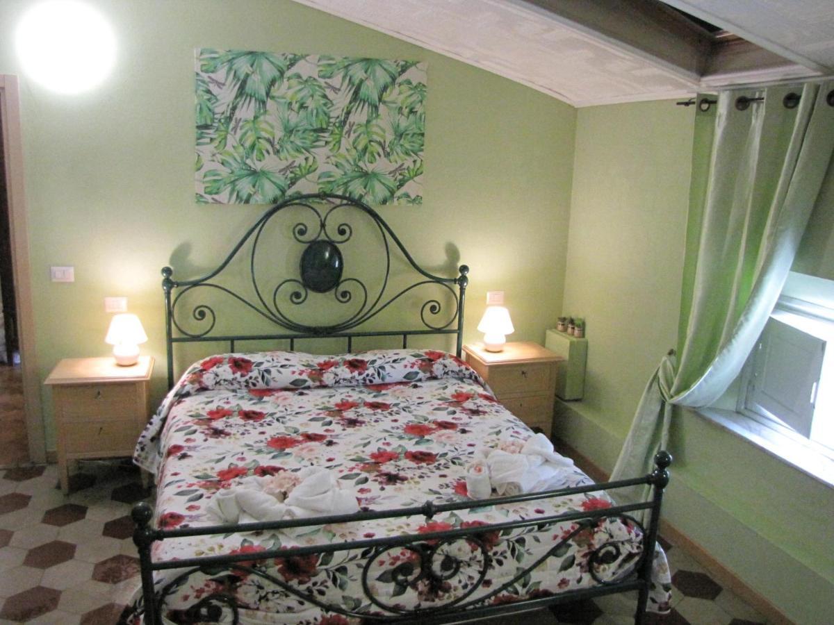 Bb La Bella Addormentata E Il Principe Calaf Couette-café 2*